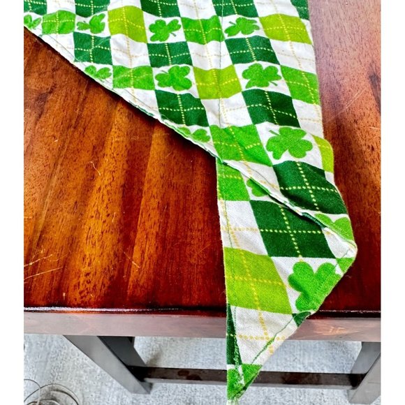 Vintage St Patrick's Day Dog Bandana Handmade Over Collar Green Shamrocks - Picture 4 of 8